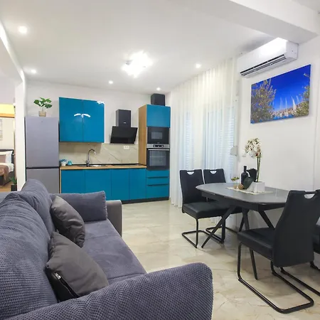 Appartement Panoramic Malis *