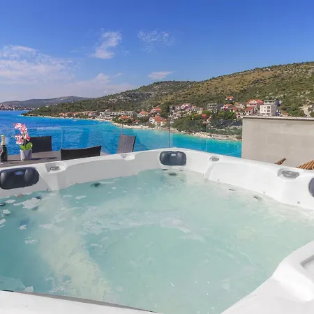 Appartement Panoramic Malis *