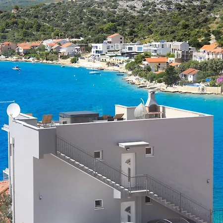 Panoramic Malis